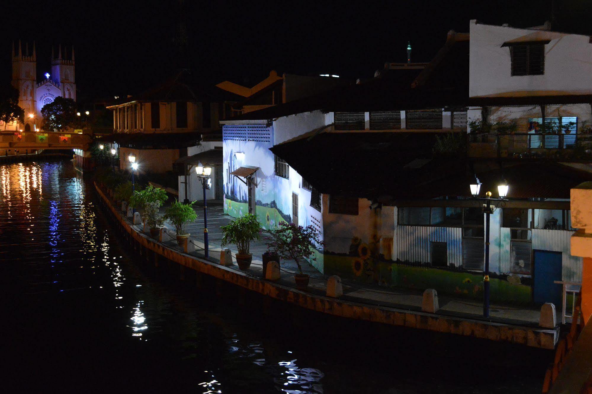 Jawa Street Townstay Malacca Екстериор снимка